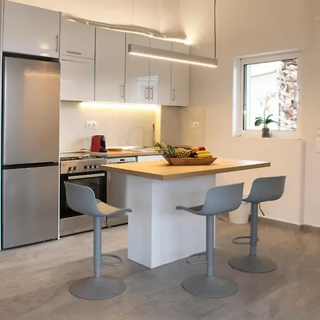 בית נופש Seastone *